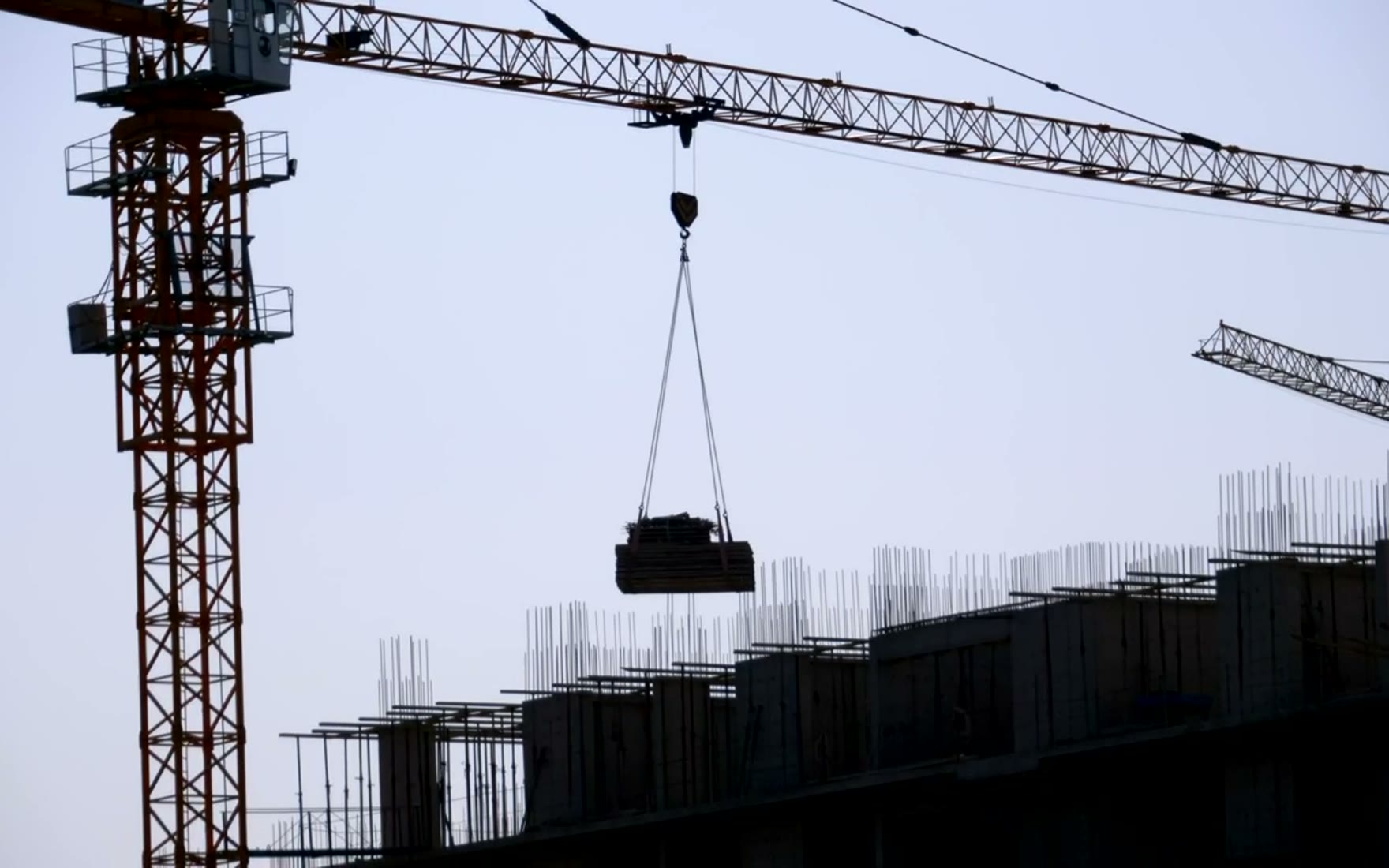 Prefabricated pipe rack being set