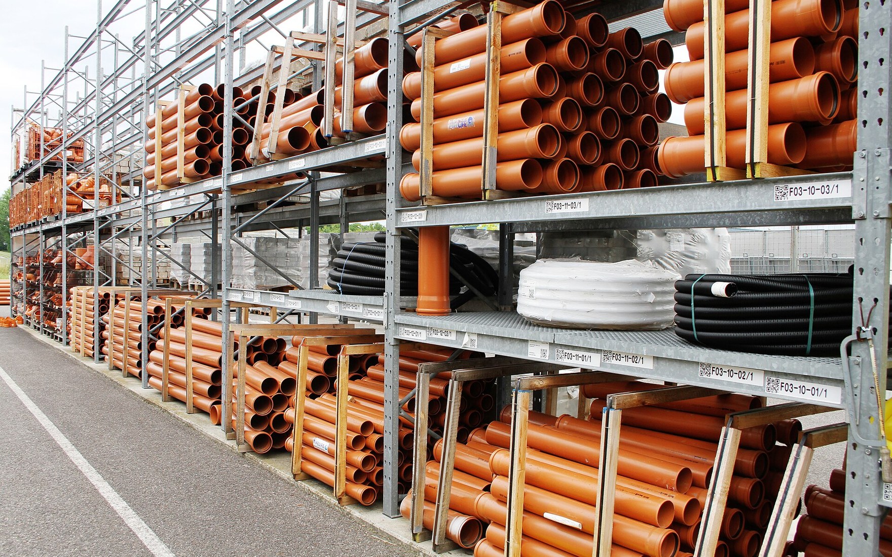 Distribution centre shell
